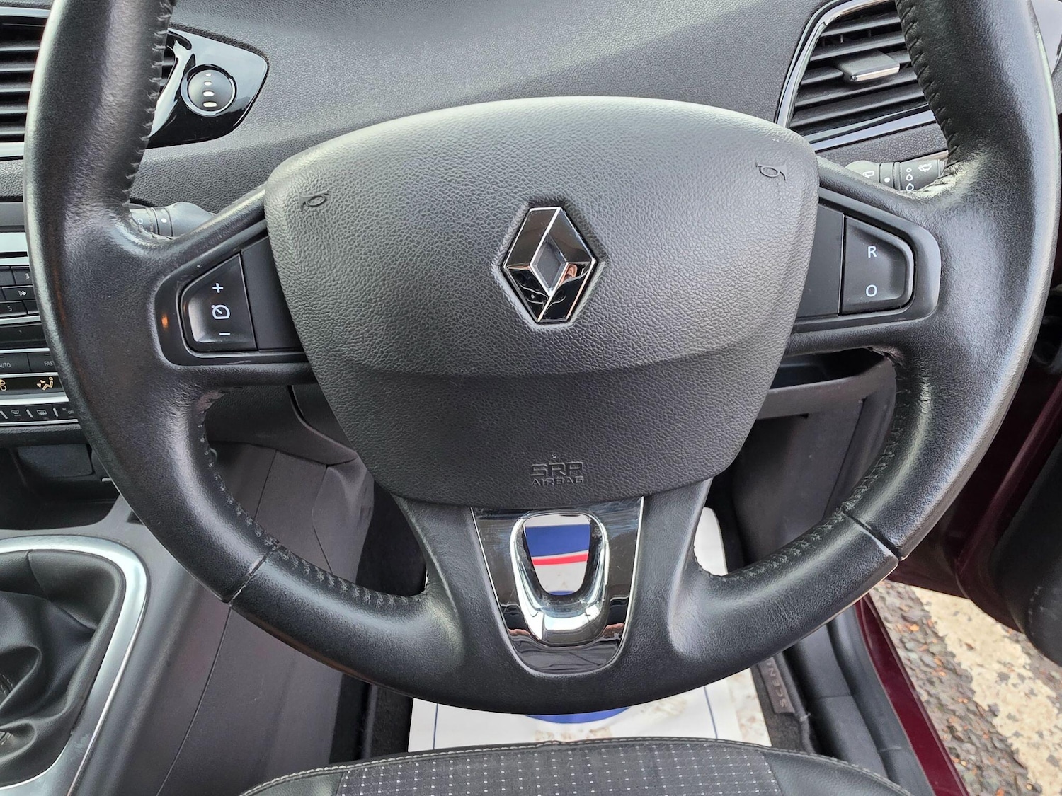 Used Renault Scenic 2015 for sale - 77158073: Photo 31