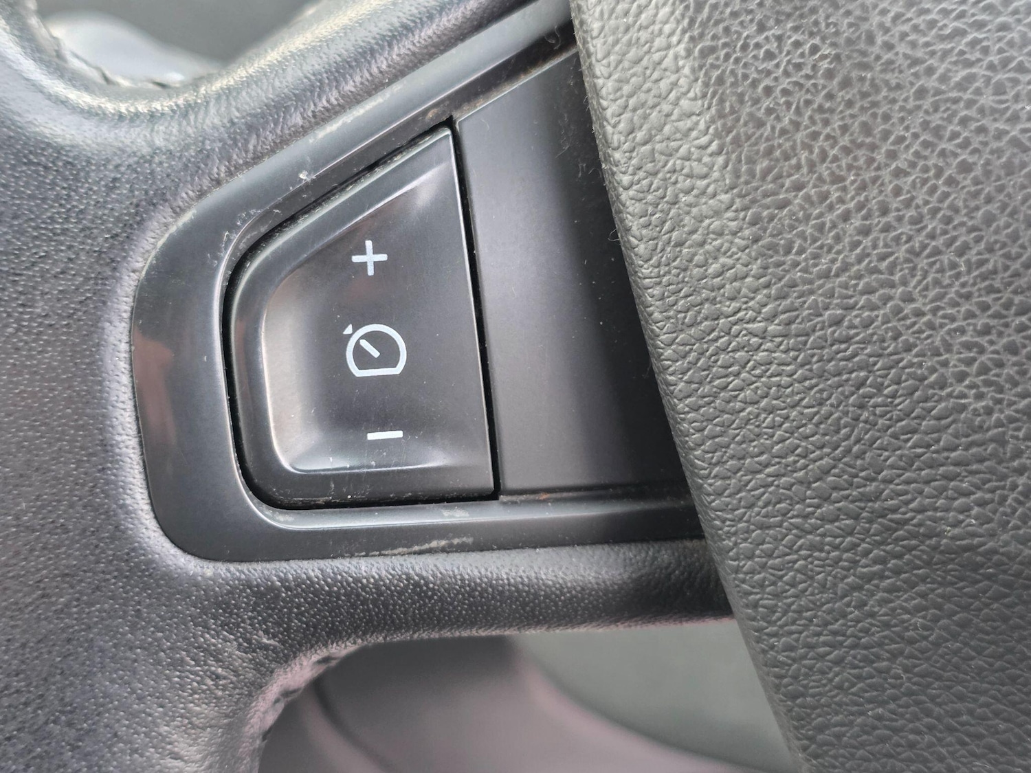 Used Renault Scenic 2015 for sale - 77158073: Photo 32