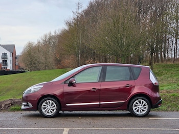 Used Renault Scenic 2015 for sale - 77158073: Photo