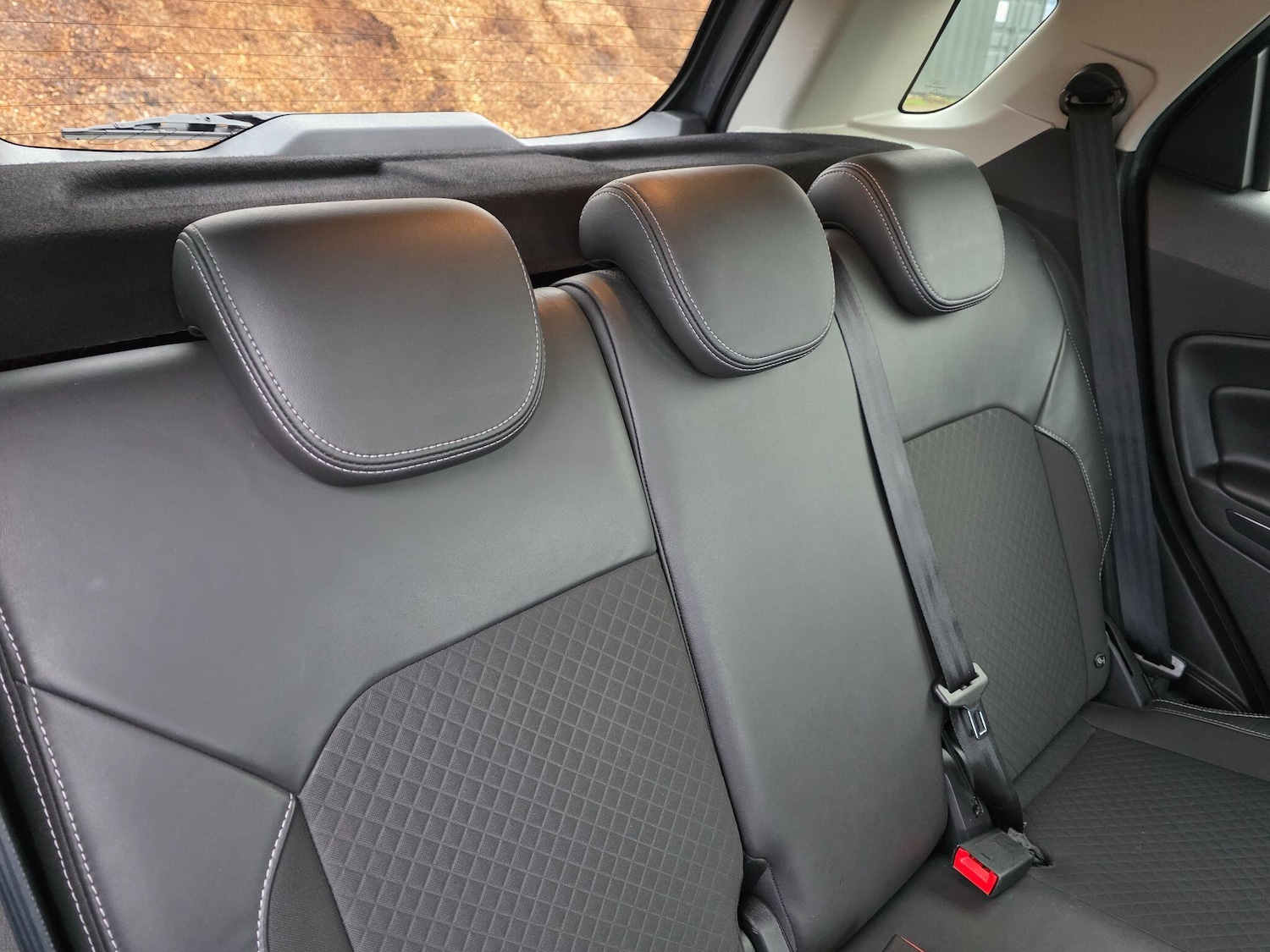 Used Ford Ecosport 2017 for sale - 77145918: Photo 16