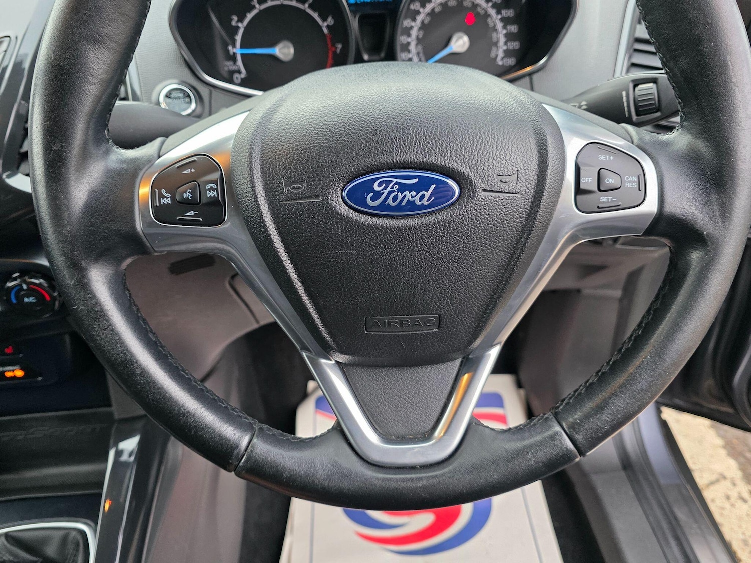Used Ford Ecosport 2017 for sale - 77145918: Photo 32