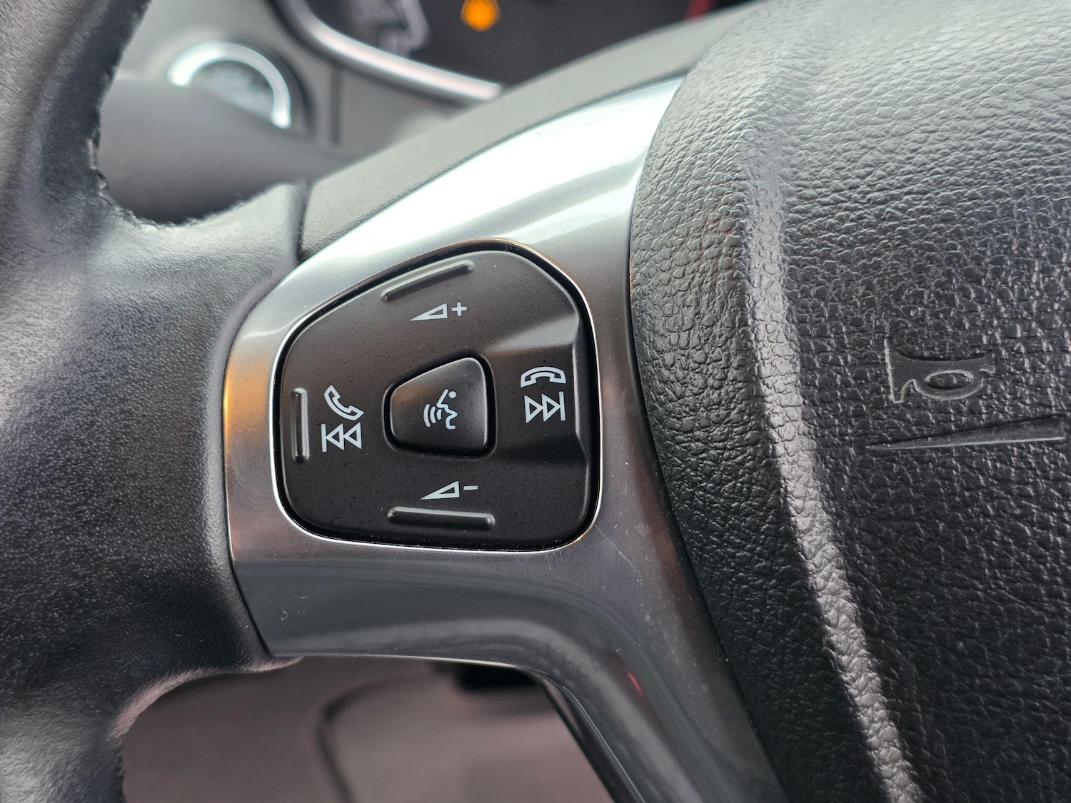 Used Ford Ecosport 2017 for sale - 77145918: Photo 33