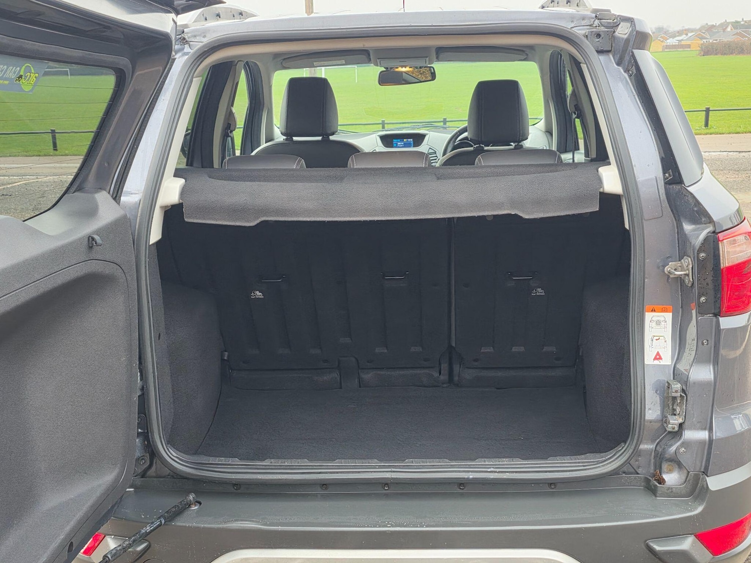 Used Ford Ecosport 2017 for sale - 77145918: Photo 37