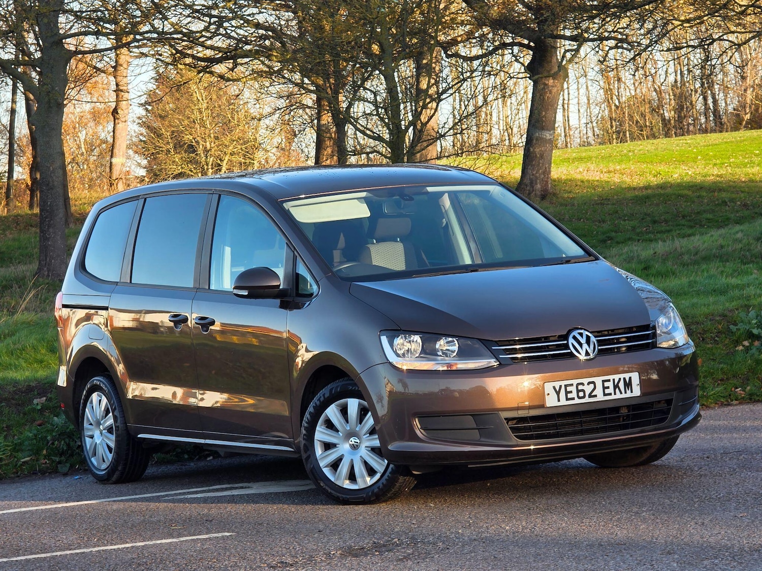 Used Volkswagen Sharan 2012 for sale - 76788400: Photo 1