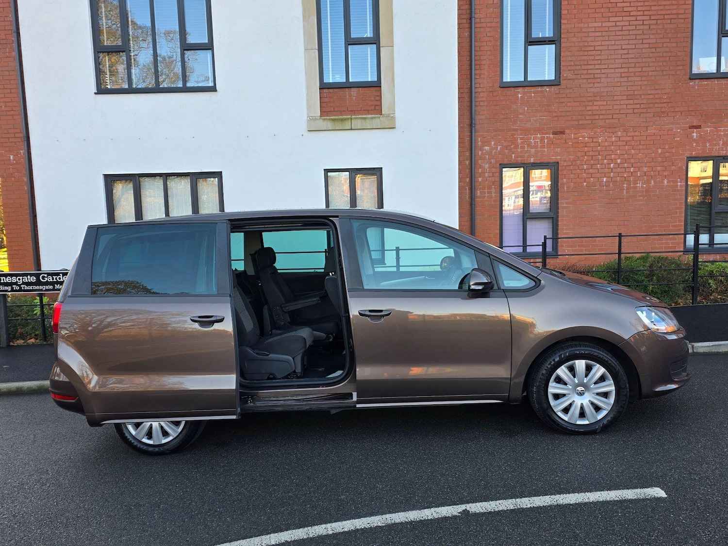 Used Volkswagen Sharan 2012 for sale - 76788400: Photo 26