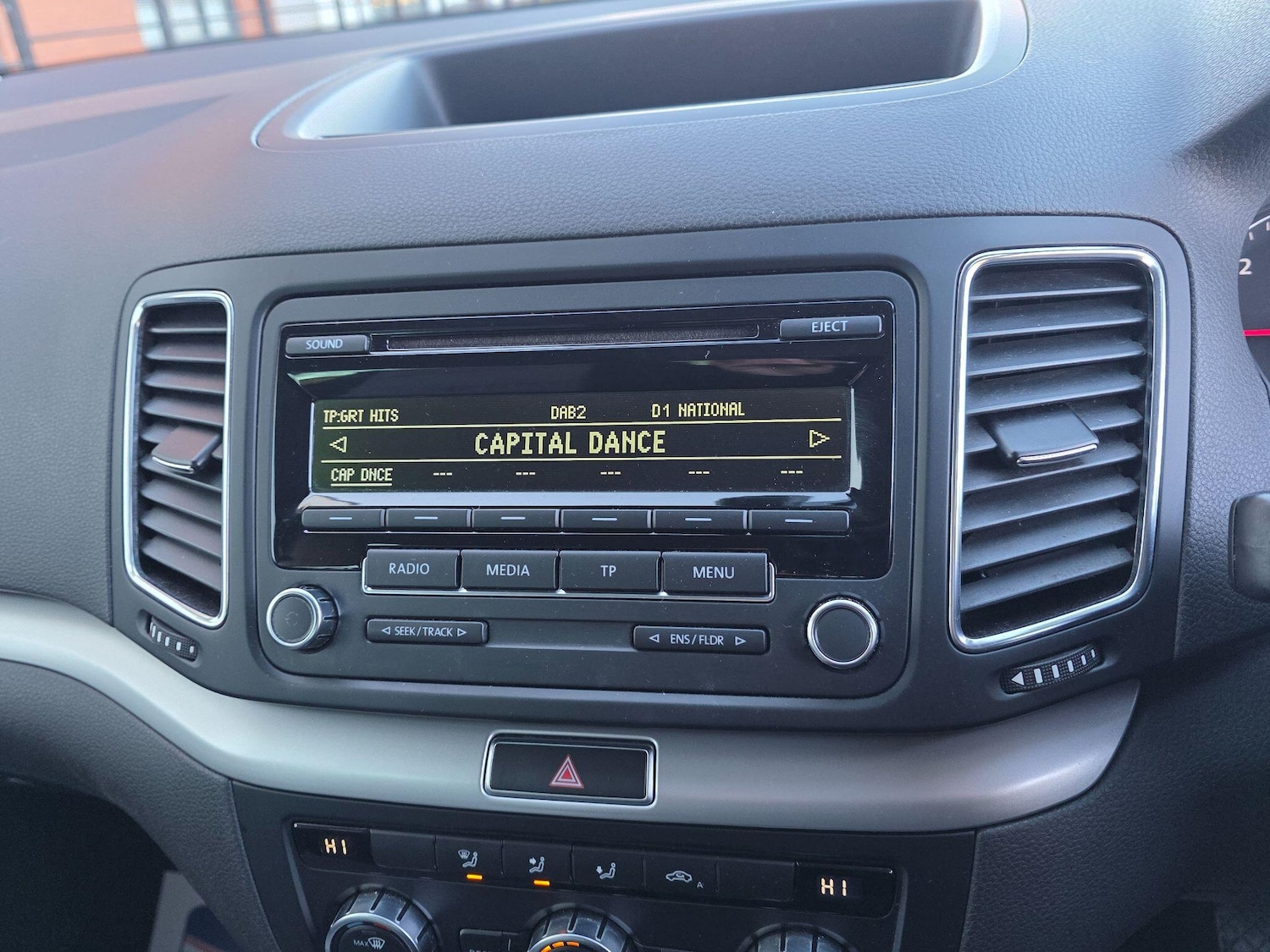 Used Volkswagen Sharan 2012 for sale - 76788400: Photo 33