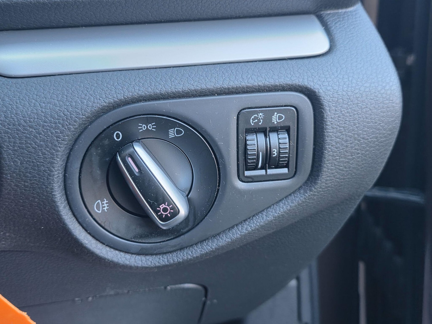 Used Volkswagen Sharan 2012 for sale - 76788400: Photo 40