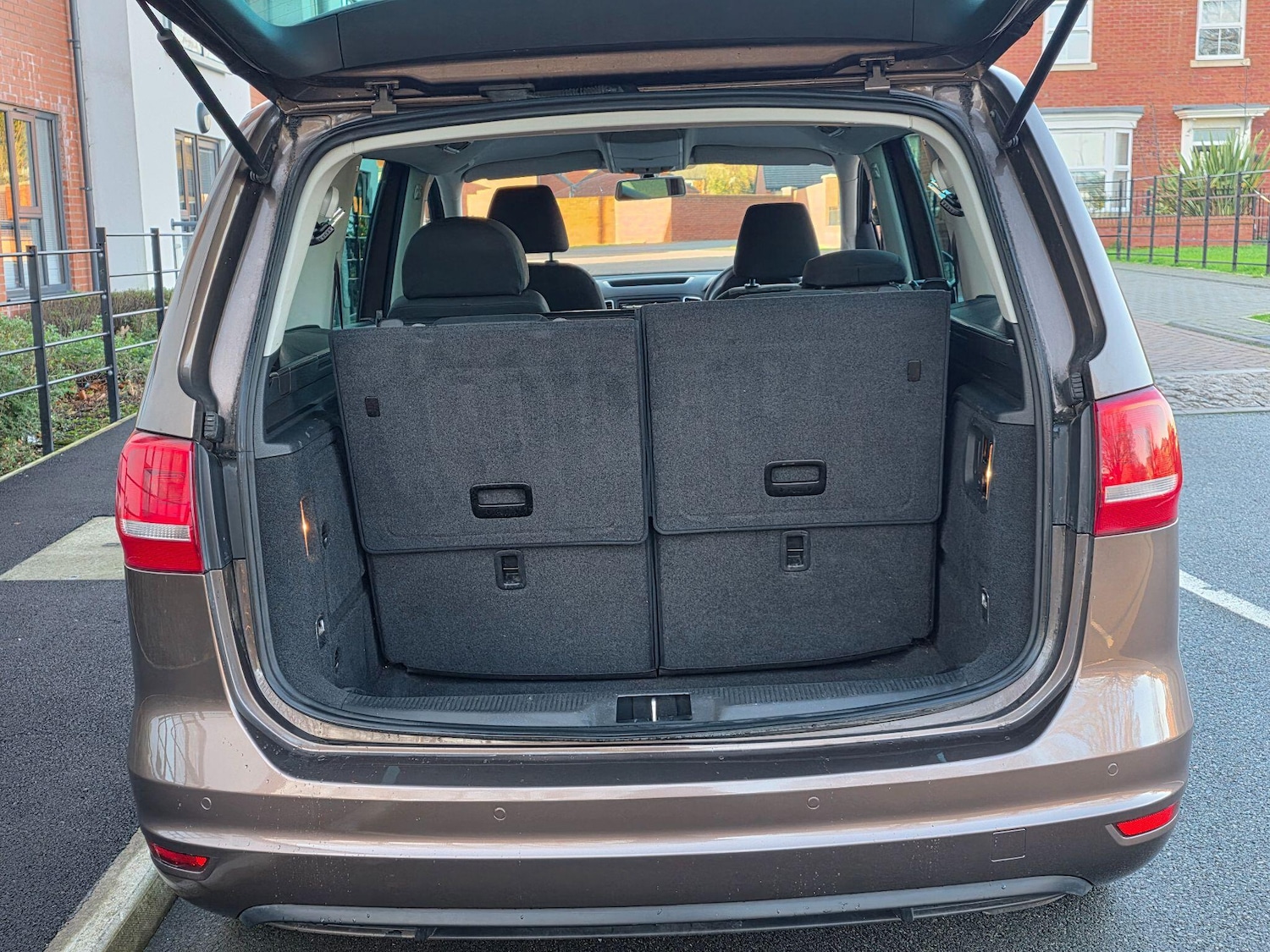 Used Volkswagen Sharan 2012 for sale - 76788400: Photo 42