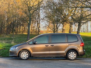 Used Volkswagen Sharan 2012 for sale - 76788400: Photo