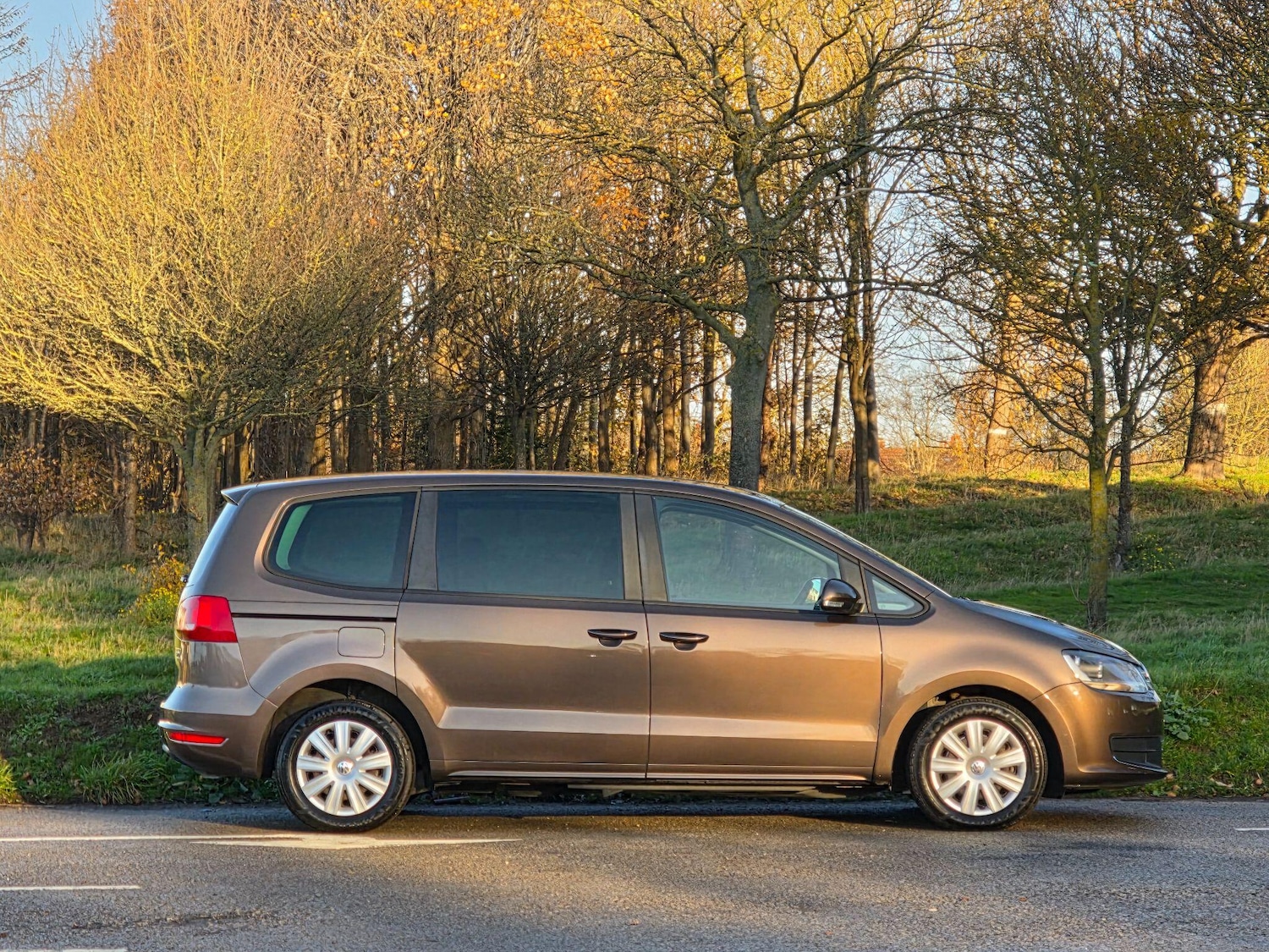 Used Volkswagen Sharan 2012 for sale - 76788400: Photo 8