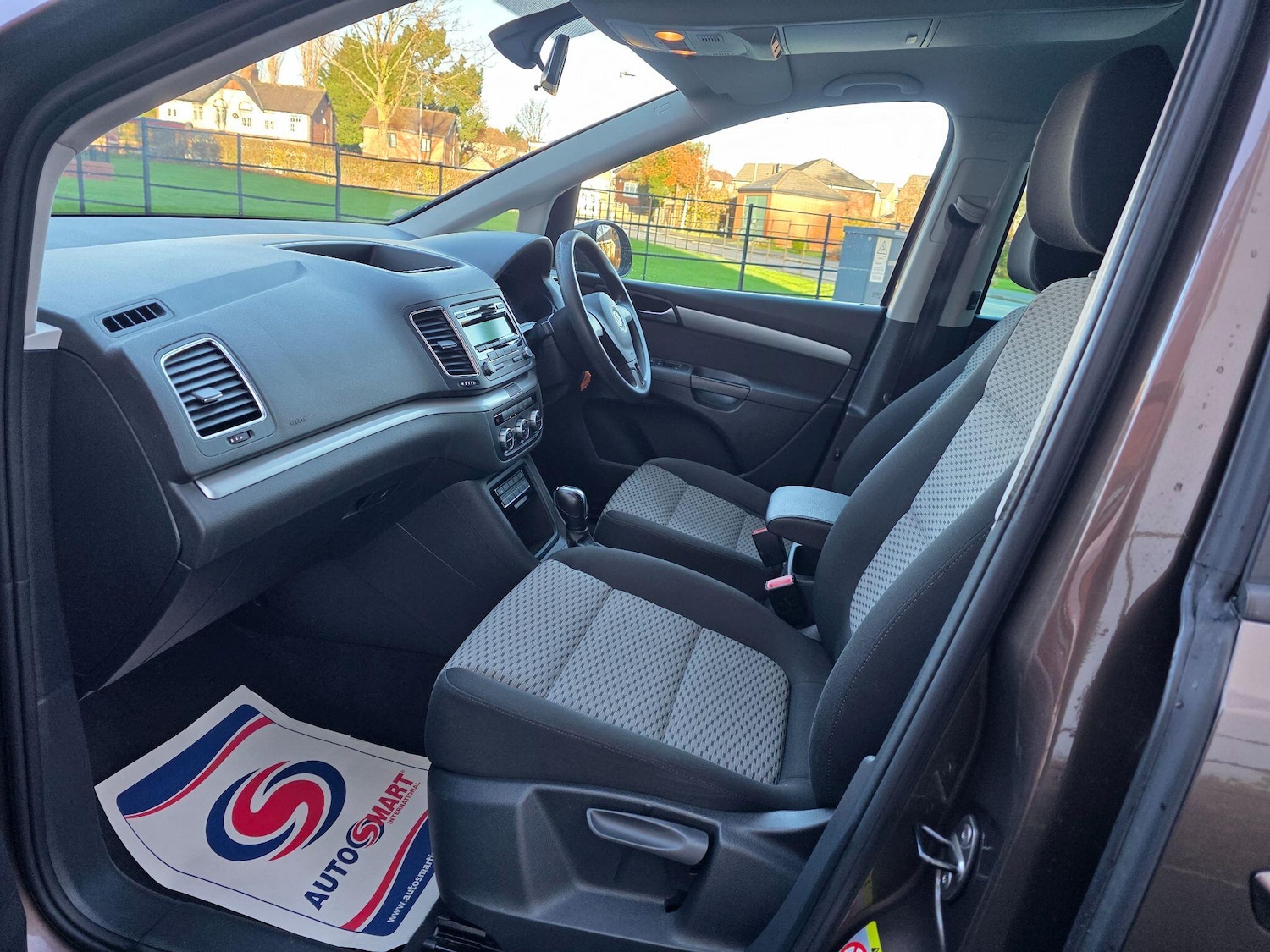 Used Volkswagen Sharan 2012 for sale - 76788400: Photo 9