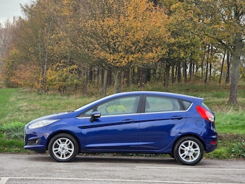 Used Ford Fiesta 2016 for sale - 76501210: Photo