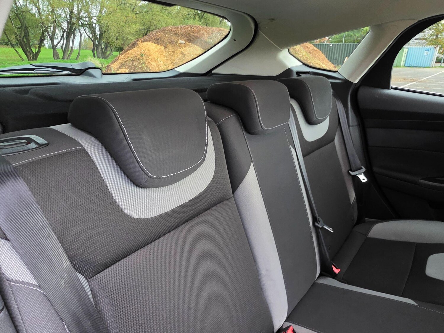 Used Ford Focus 2013 for sale - 76327983: Photo 16