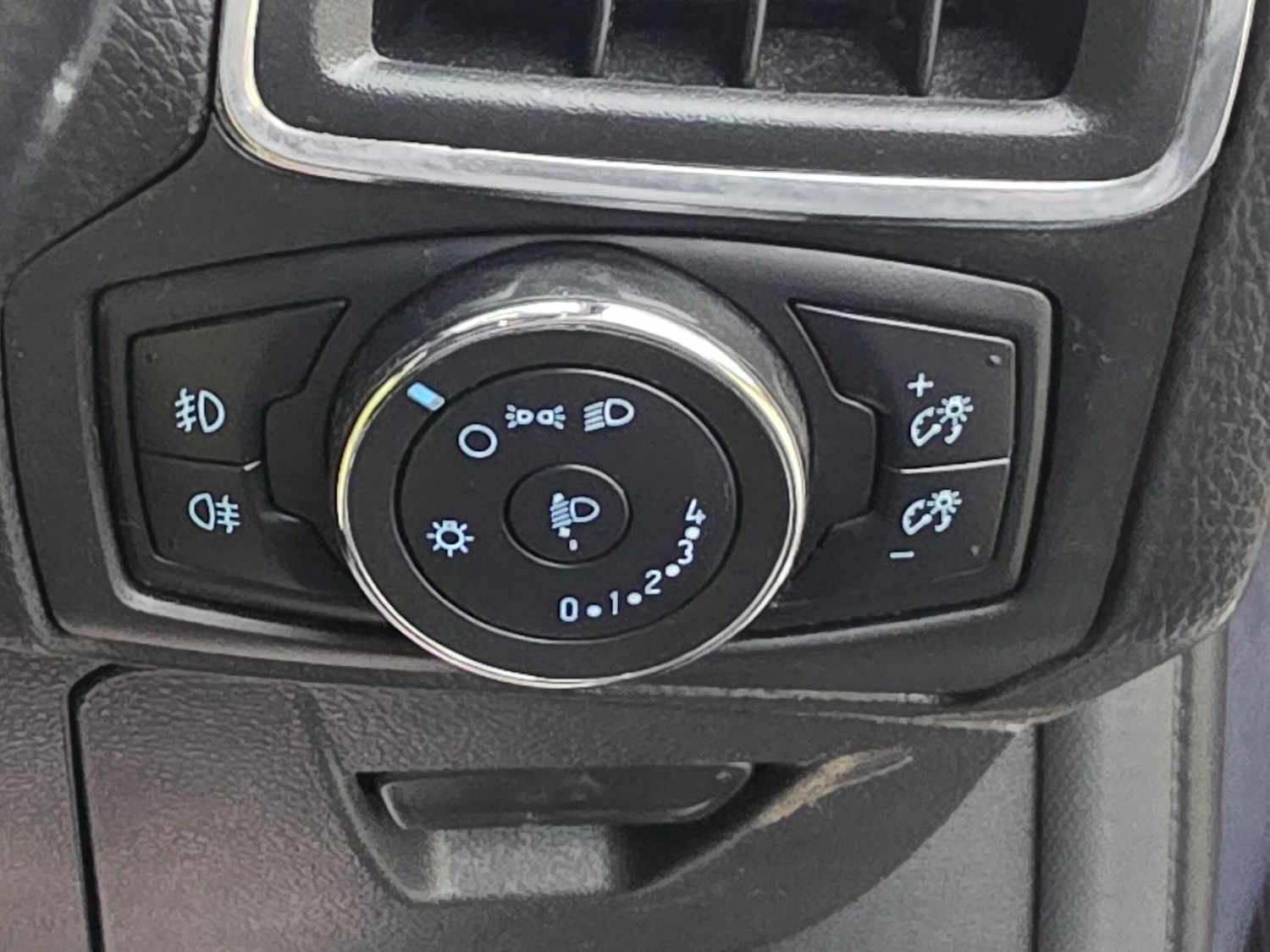 Used Ford Focus 2013 for sale - 76327983: Photo 32