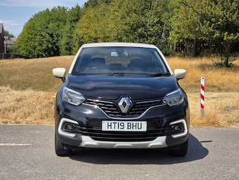 Used Renault Captur 2019 for sale - 79414251: Photo