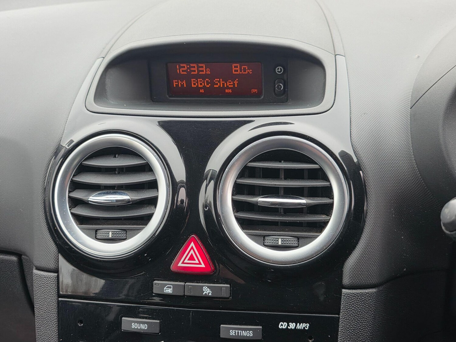 Used Vauxhall Corsa 2012 for sale - 77526274: Photo 23