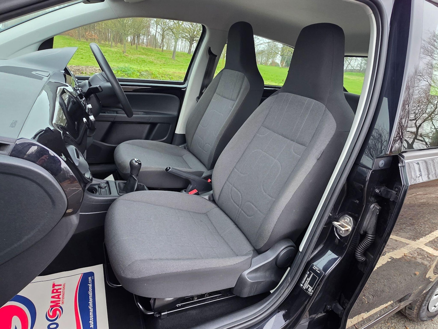 Used Volkswagen up! 2015 for sale - 77428314: Photo 12