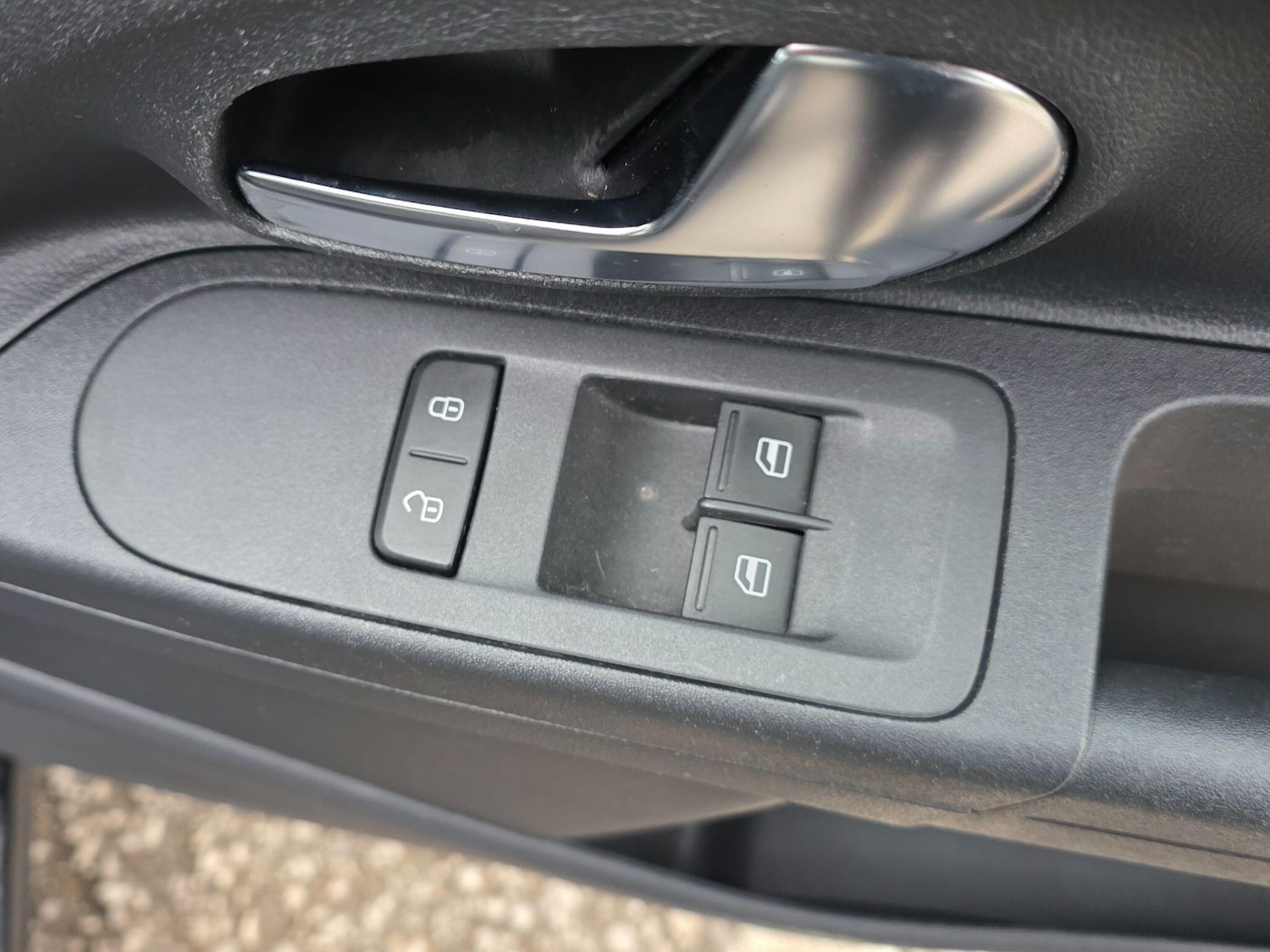 Used Volkswagen up! 2015 for sale - 77428314: Photo 21