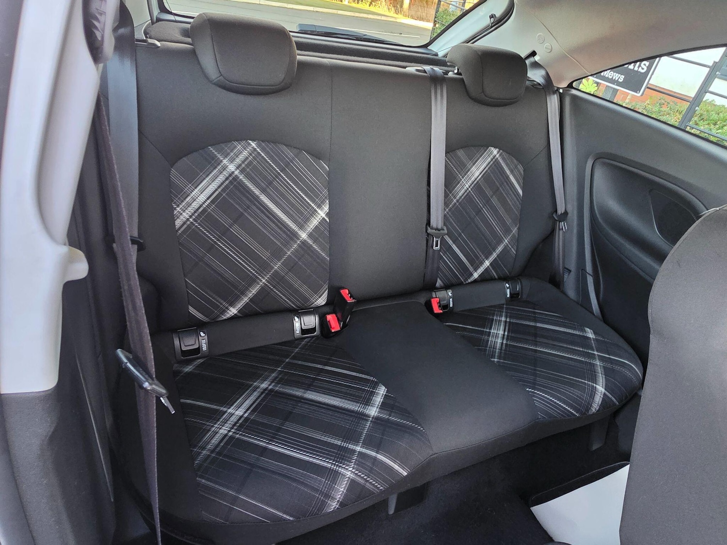 Used Vauxhall Corsa 2015 for sale - 77010628: Photo 14