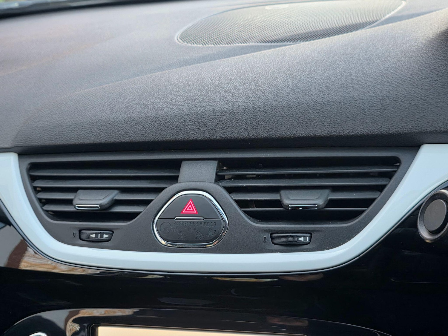 Used Vauxhall Corsa 2015 for sale - 77010628: Photo 16