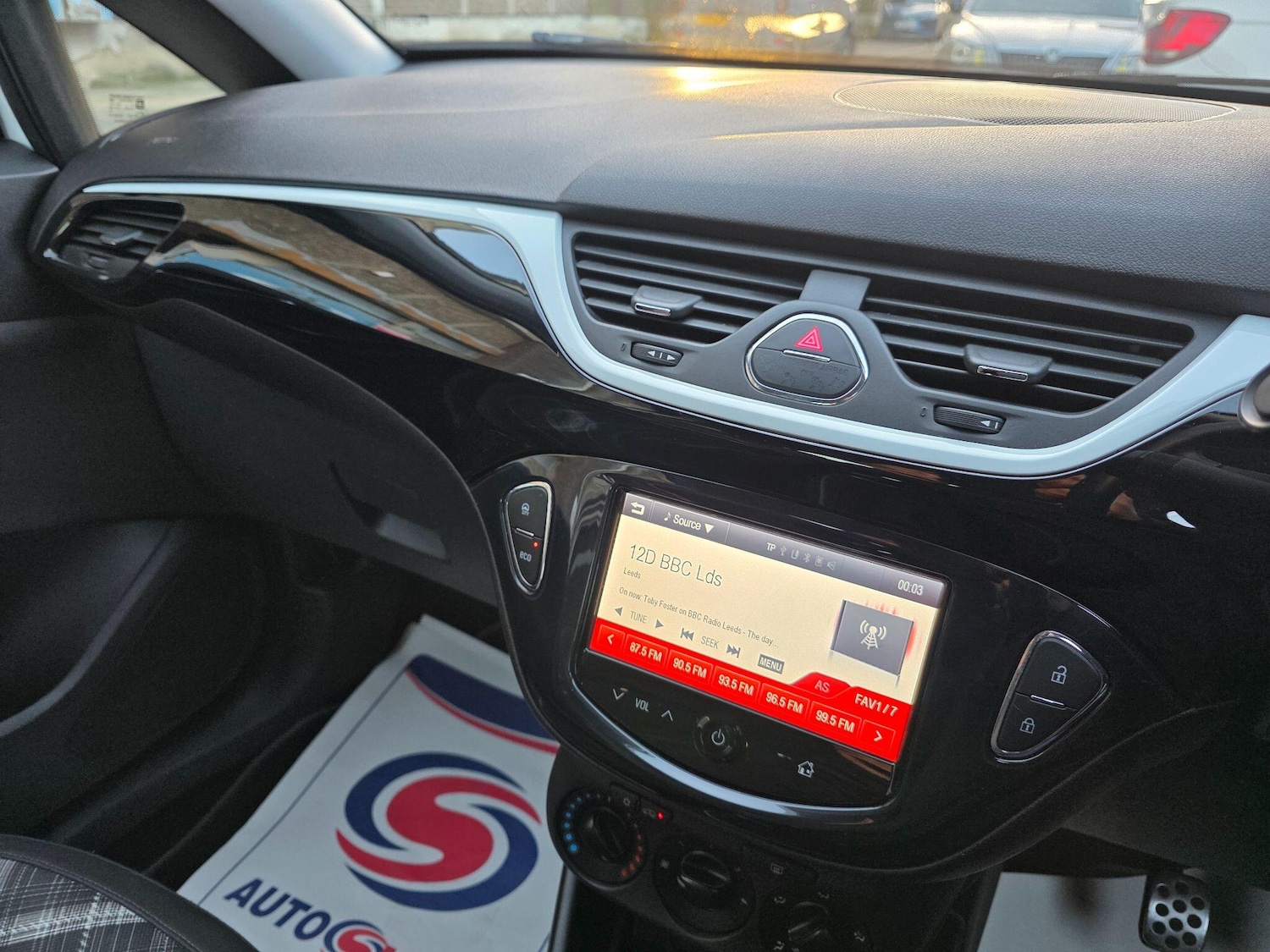 Used Vauxhall Corsa 2015 for sale - 77010628: Photo 23