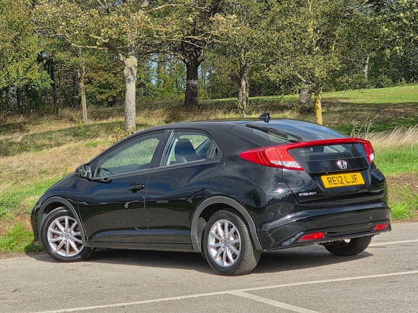 Used Honda Civic 2012 for sale - 76190893: Photo 5