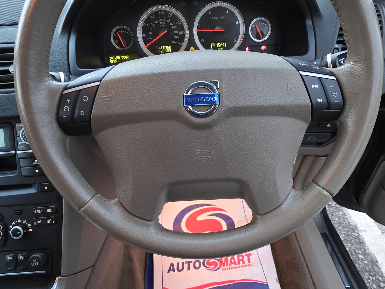 Used Volvo XC90 2012 for sale - 76978009: Photo 34