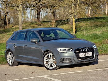 Used Audi A3 2018 for sale - 76609427: Photo