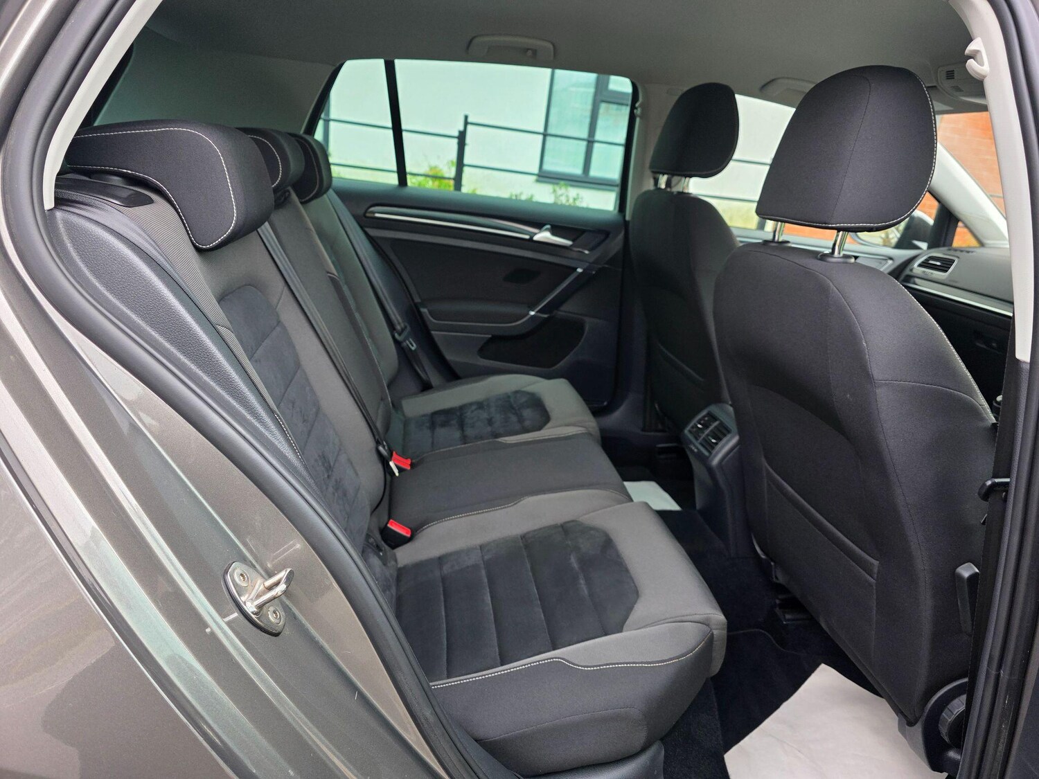 Used Volkswagen Golf 2013 for sale - 77810340: Photo 15