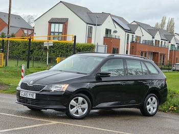 Used Skoda Fabia 2015 for sale - 78293849: Photo