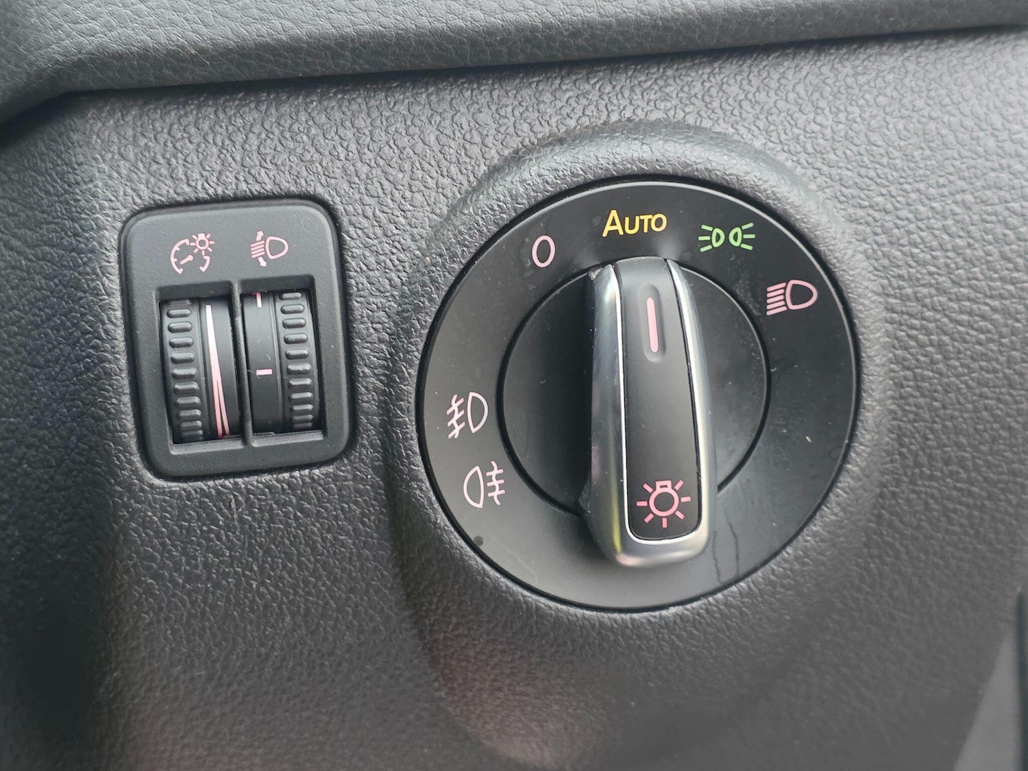 Used Volkswagen Tiguan 2013 for sale - 77307764: Photo 34