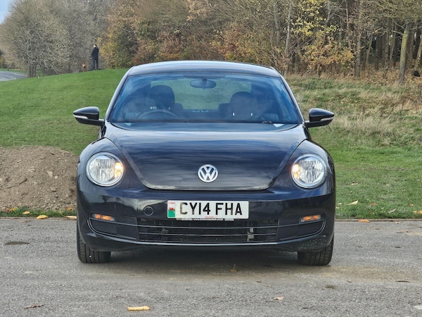 Used Volkswagen Beetle 2014 for sale - 74768963: Photo 2