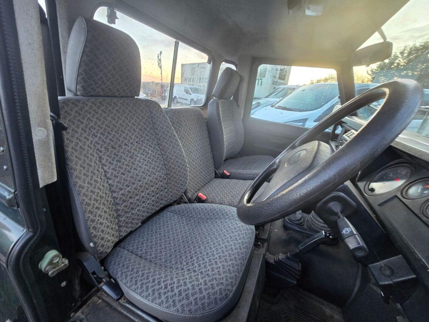 Used Land Rover Defender 2006 for sale - 77340655: Photo 12