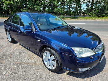 (06) - 2.0 Ghia X 5dr