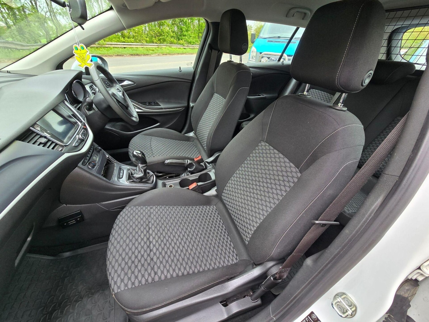 Used Vauxhall Astra 2017 for sale - 76891868: Photo 14