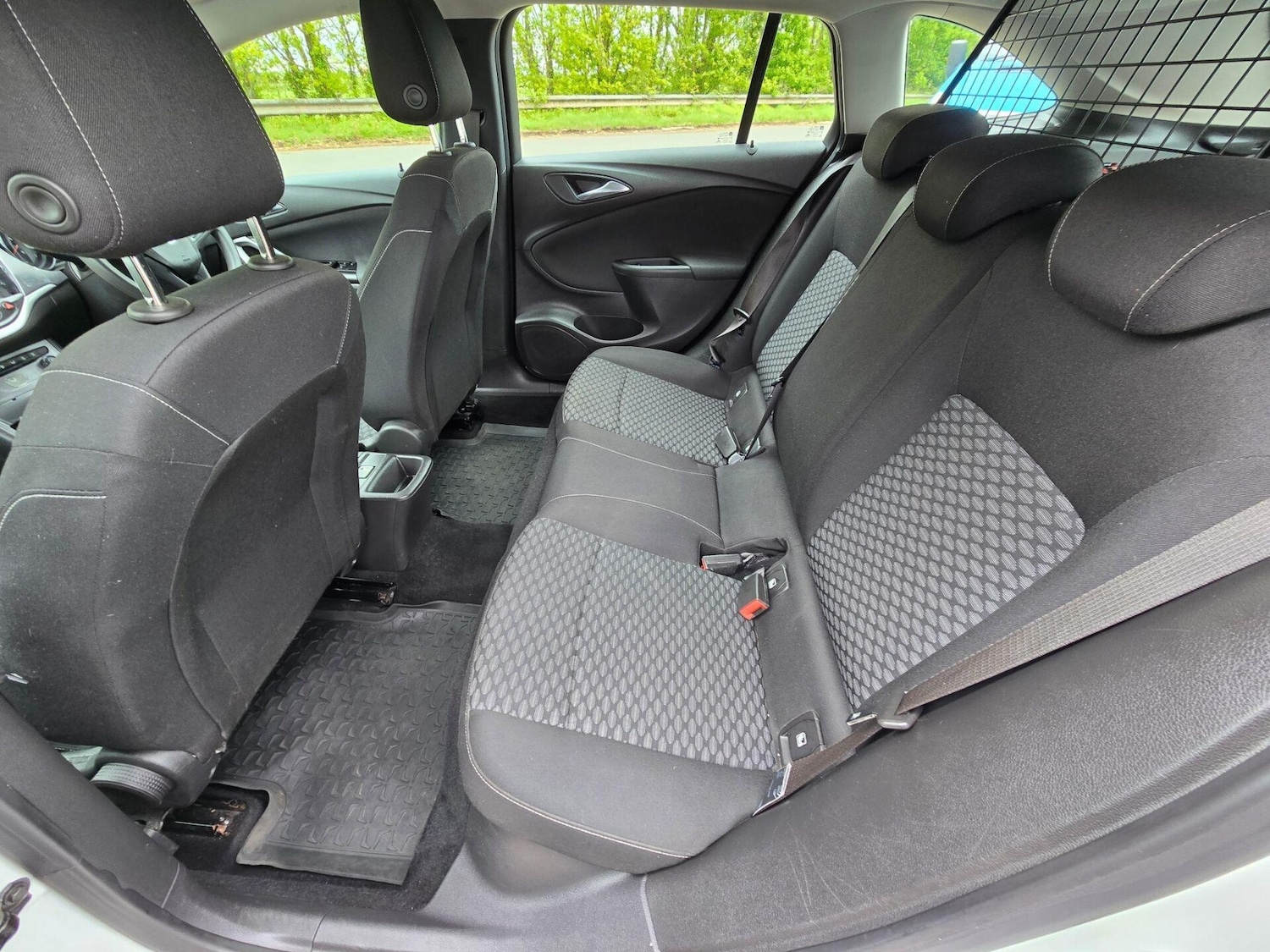 Used Vauxhall Astra 2017 for sale - 76891868: Photo 21