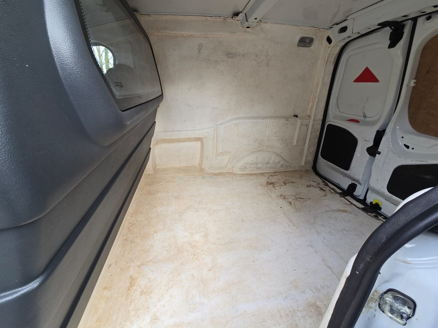 Used Peugeot Partner 2017 for sale - 78012837: Photo 16