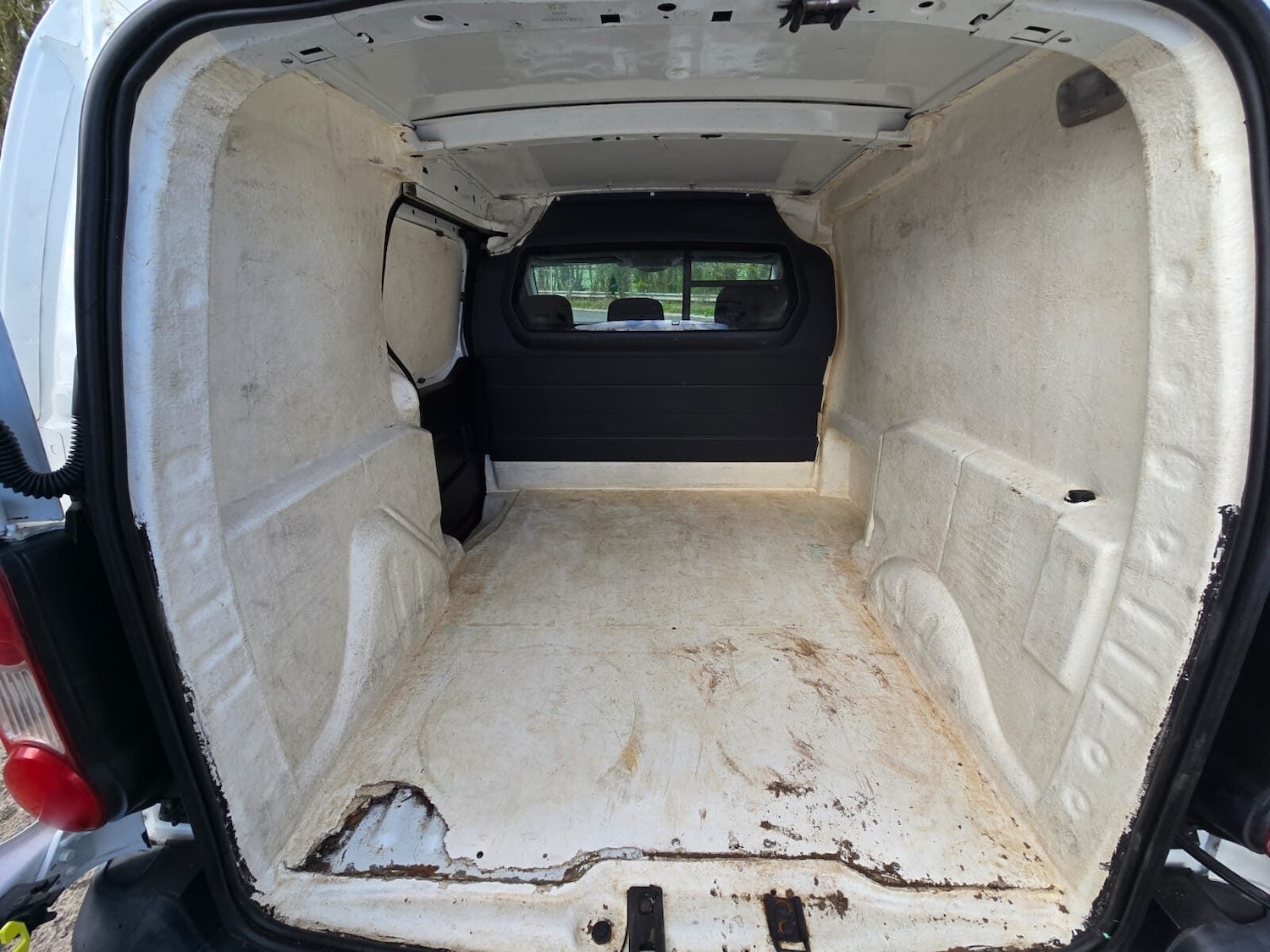 Used Peugeot Partner 2017 for sale - 78012837: Photo 19