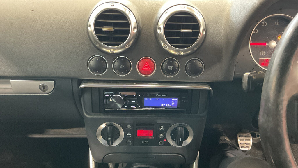 Used Audi TT 2005 for sale - 77199332: Photo 10