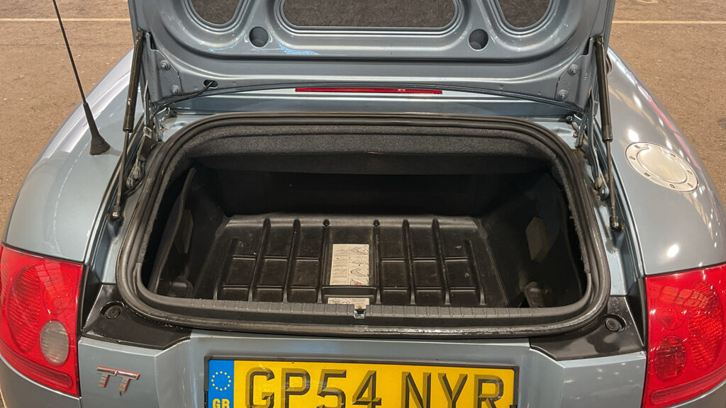 Used Audi TT 2005 for sale - 77199332: Photo 9