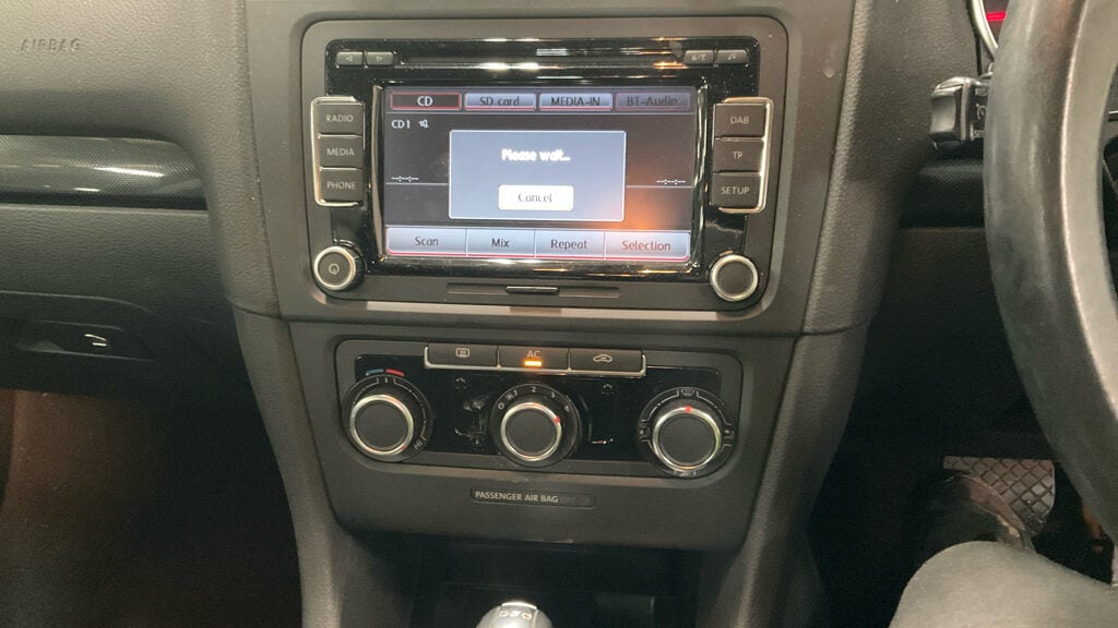 Used Volkswagen Golf 2011 for sale - 77168671: Photo 11