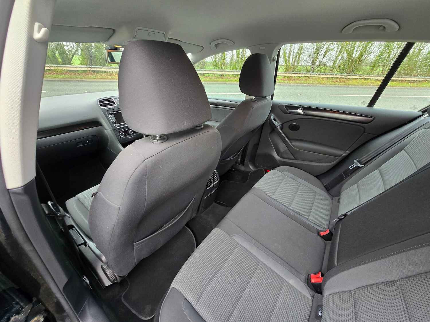 Used Volkswagen Golf 2011 for sale - 77168671: Photo 12