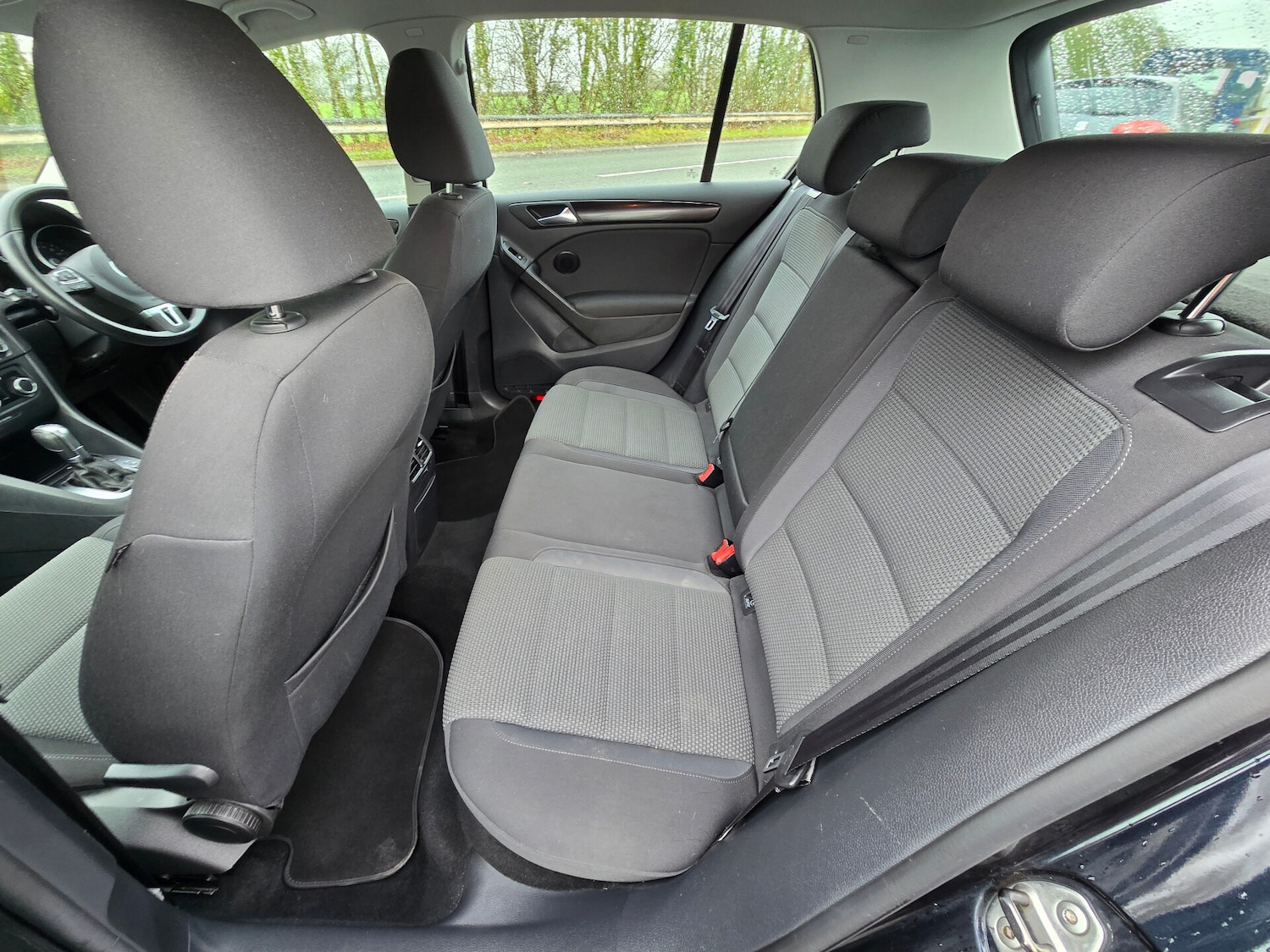 Used Volkswagen Golf 2011 for sale - 77168671: Photo 13