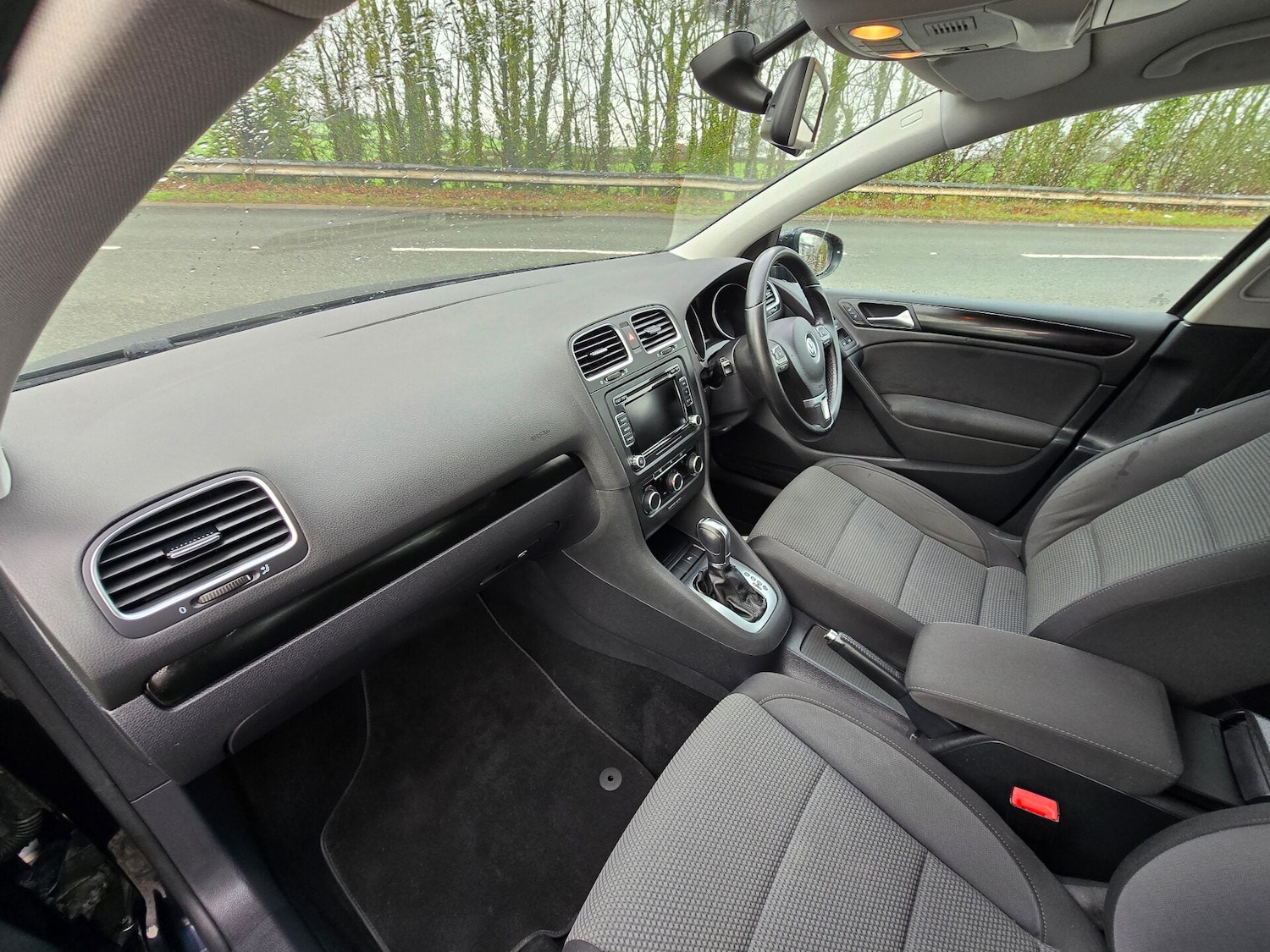 Used Volkswagen Golf 2011 for sale - 77168671: Photo 15