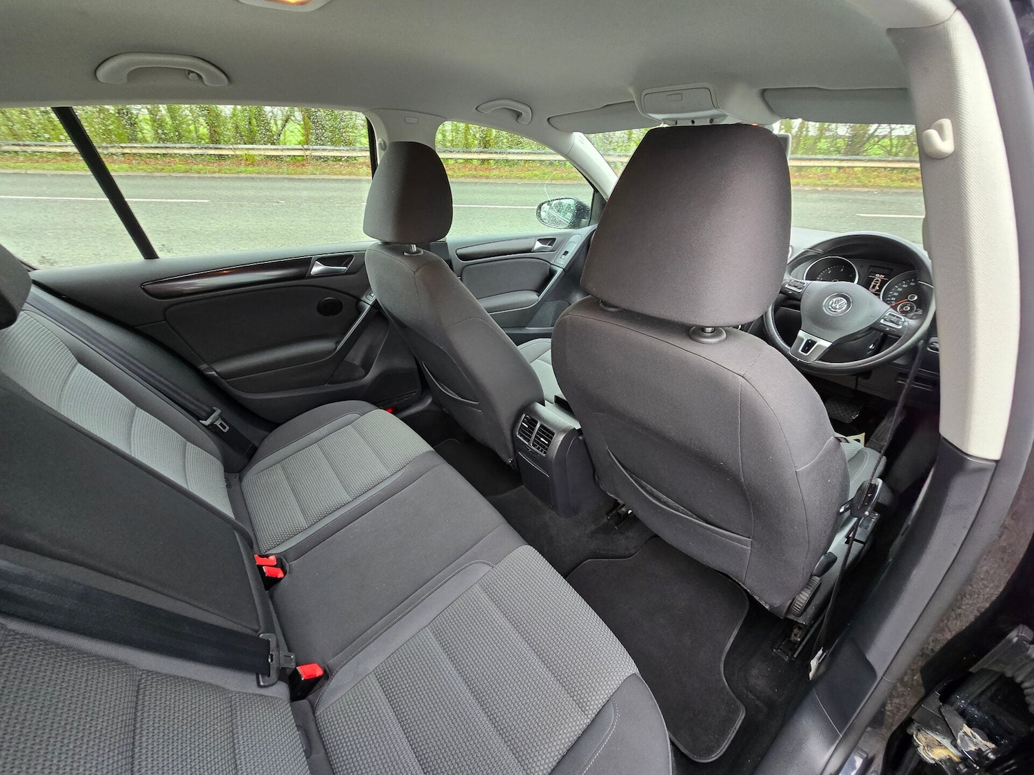 Used Volkswagen Golf 2011 for sale - 77168671: Photo 18