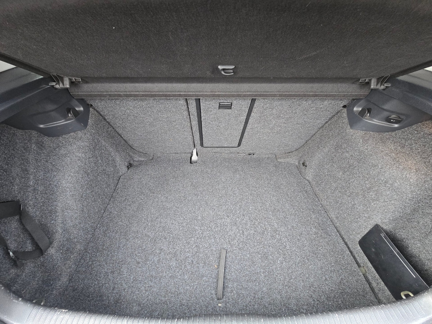 Used Volkswagen Golf 2011 for sale - 77168671: Photo 22