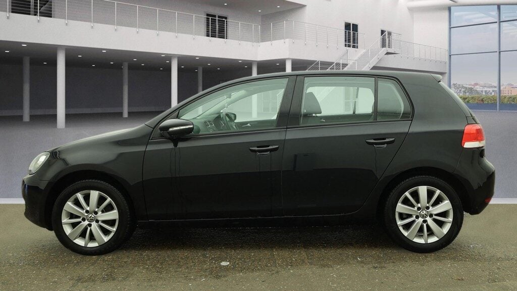 Used Volkswagen Golf 2011 for sale - 77168671: Photo 6