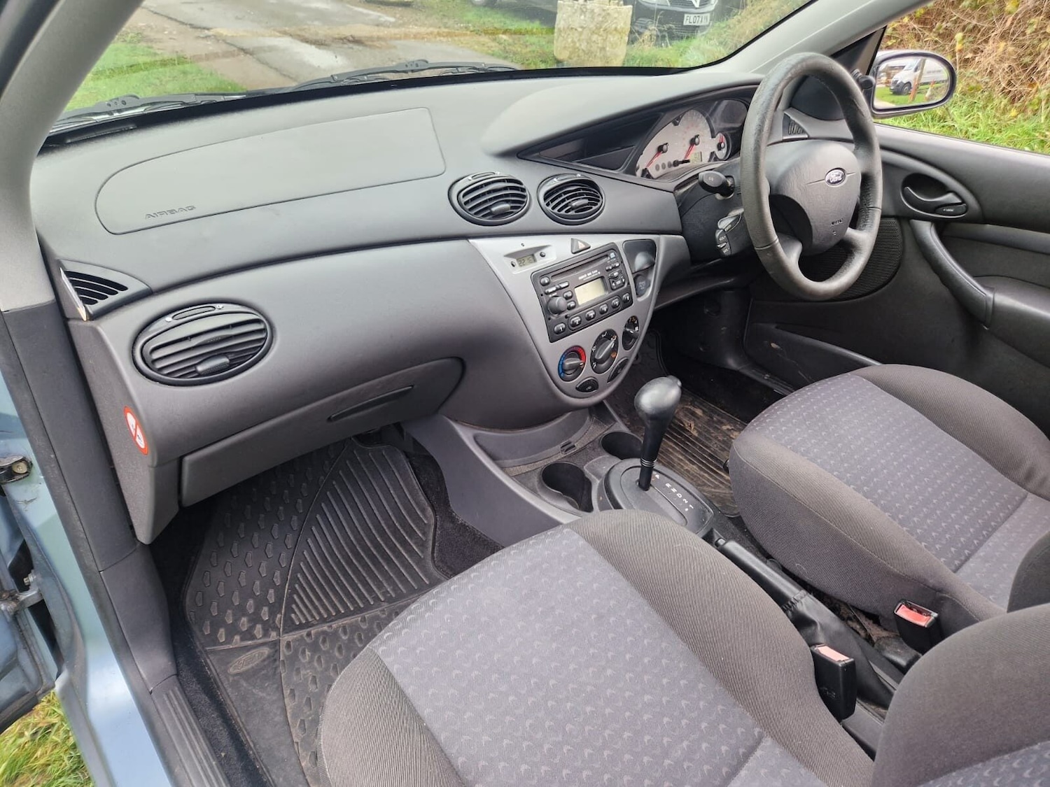 Used Ford Focus 2004 for sale - 76893124: Photo 12