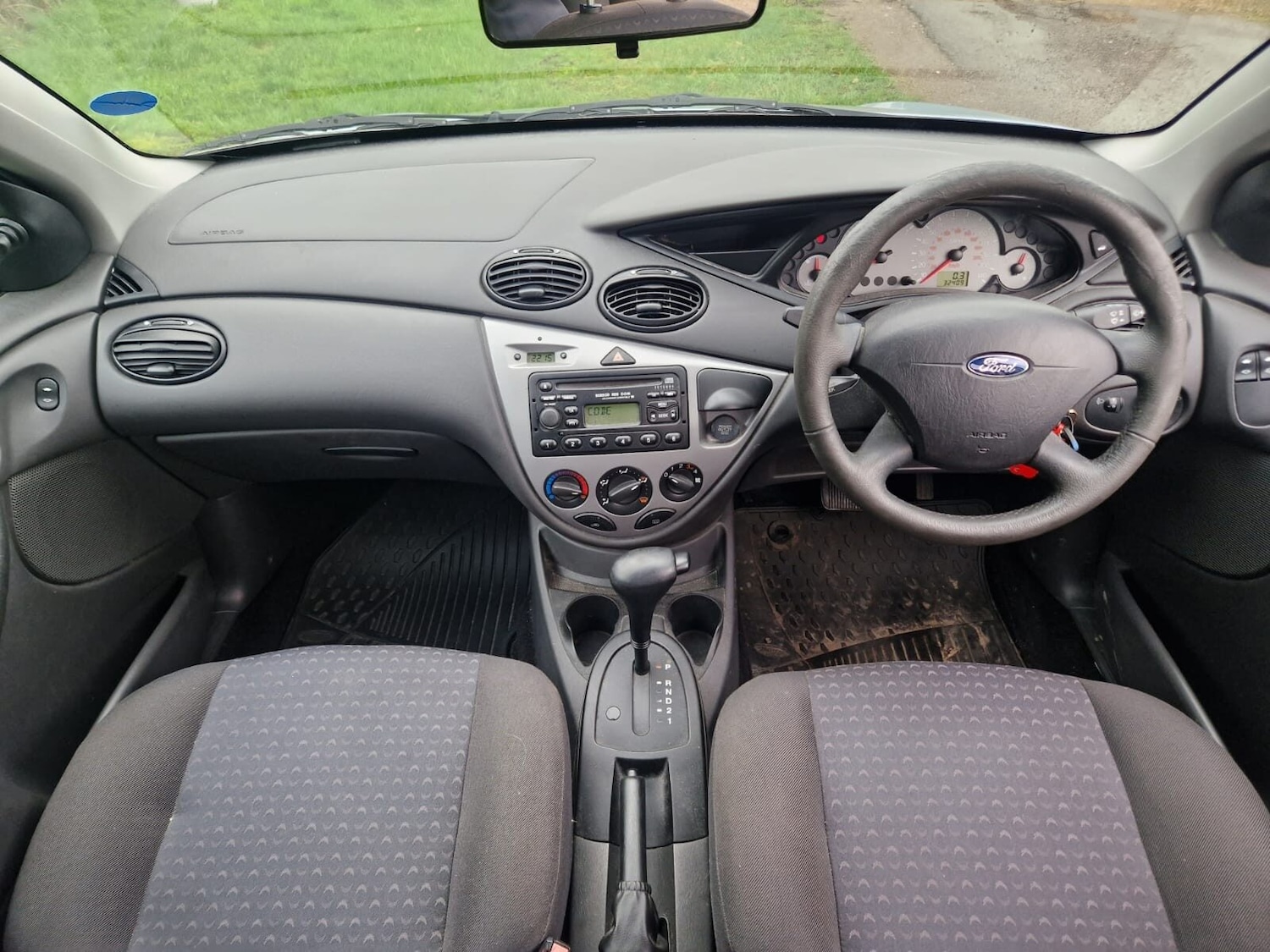 Used Ford Focus 2004 for sale - 76893124: Photo 16
