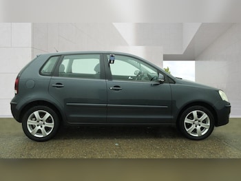Used Volkswagen Polo 2008 for sale - 78680760: Photo